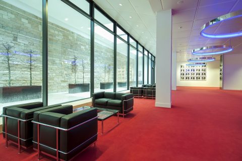 Ковровое покрытие в банке